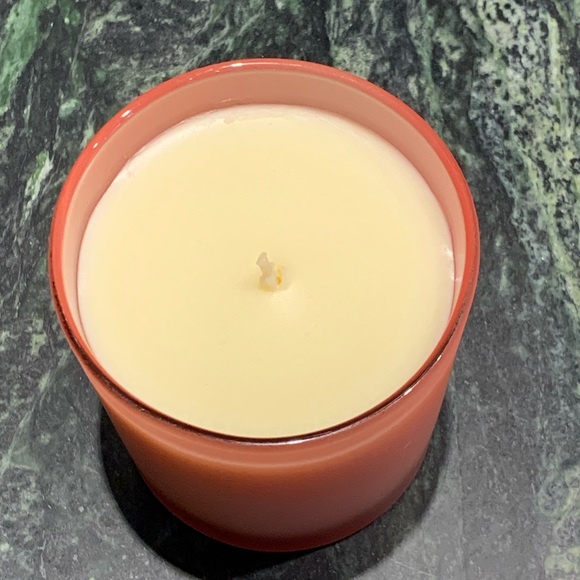 D.L. & Co. Peony Delight Candle - Picture 4 of 5